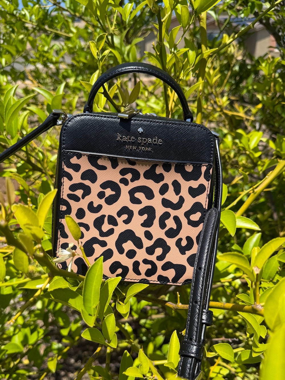 Kate Spade Daisy Vanity Leopard Print Crossbody Bag - Picture 10 of 11
